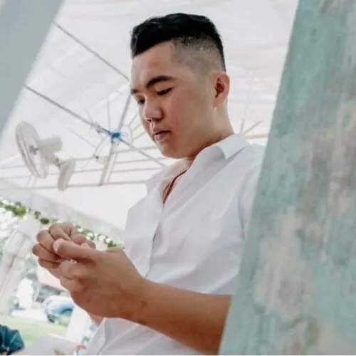 văn hùng